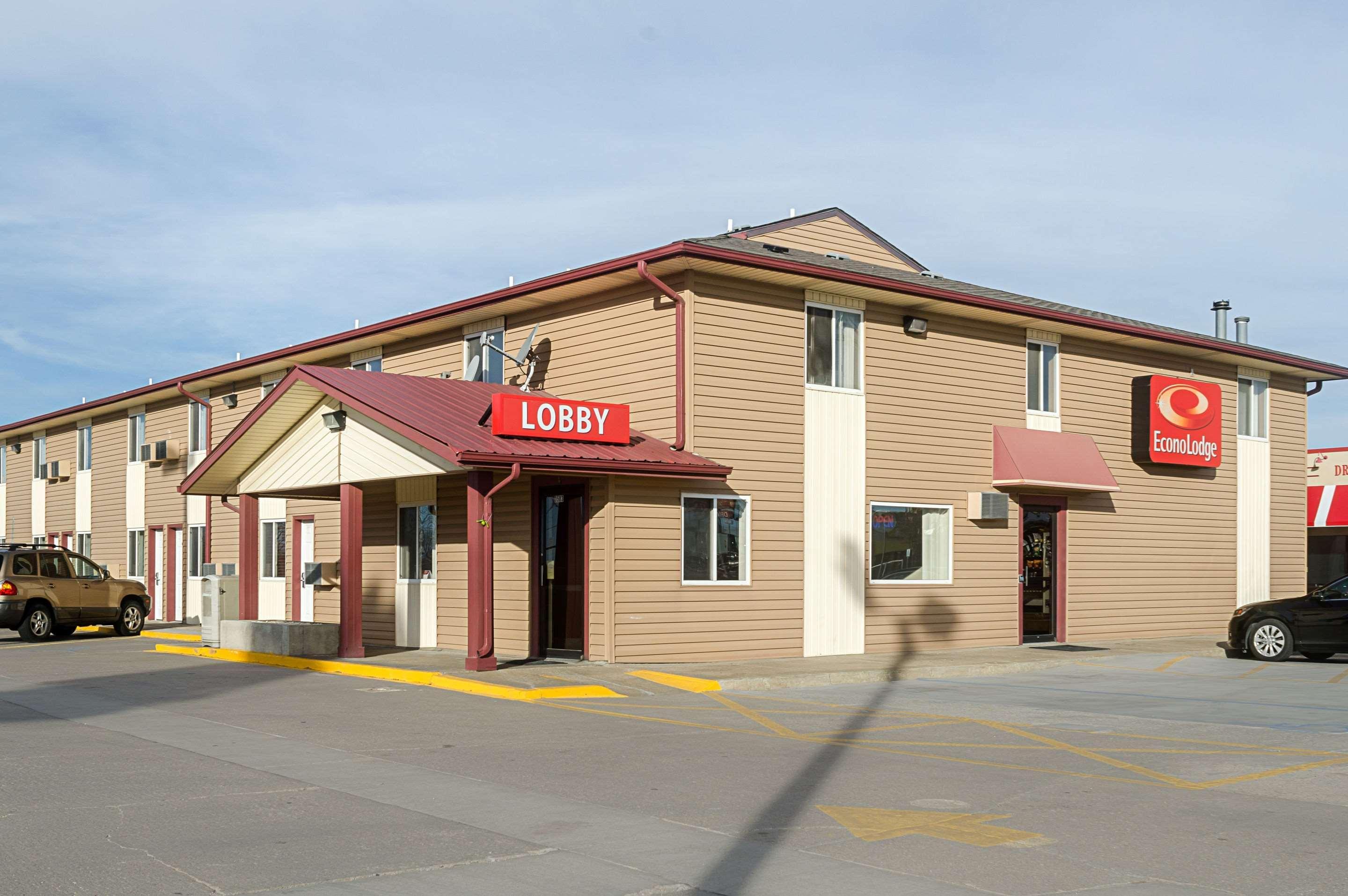Econo Lodge Hays I-70 Eksteriør billede