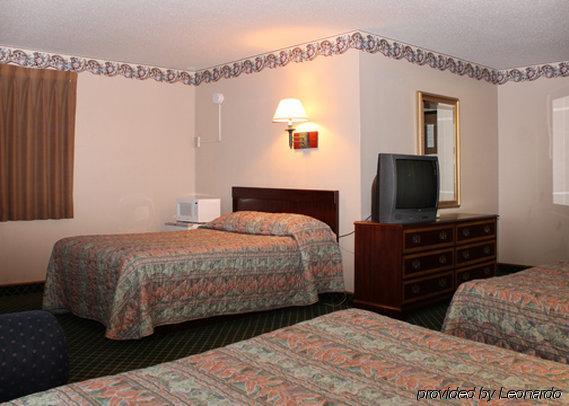 Econo Lodge Hays I-70 Værelse billede